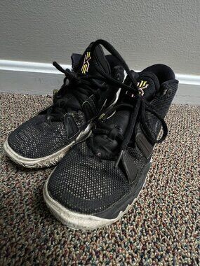 Nike Kyrie 7 Ripple Effect CT4080-015 Youth Size 5Y Air Basketball